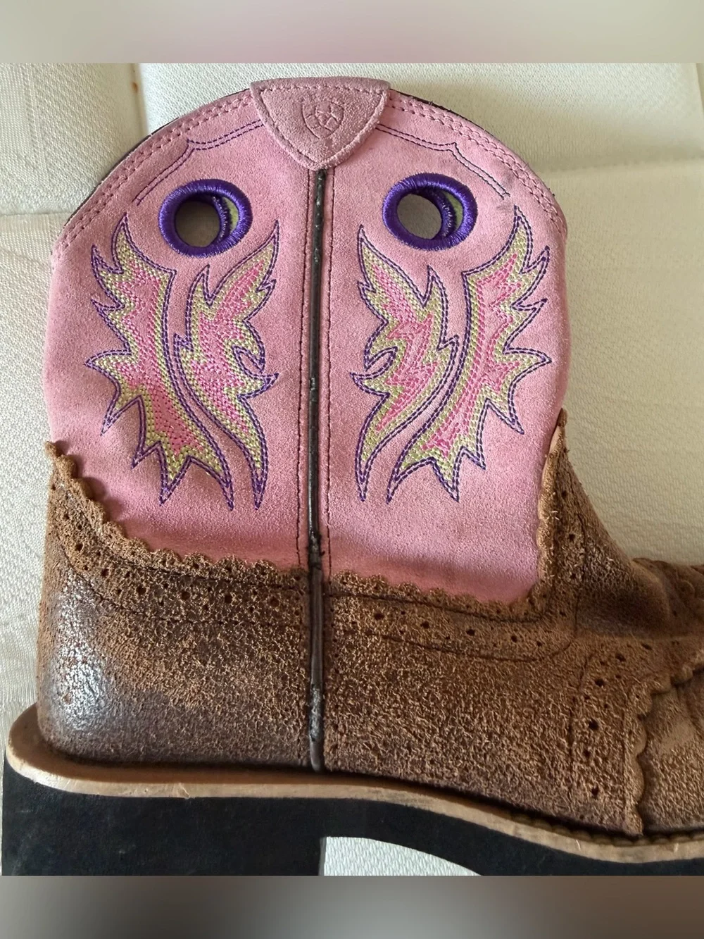 Ariat girls western
